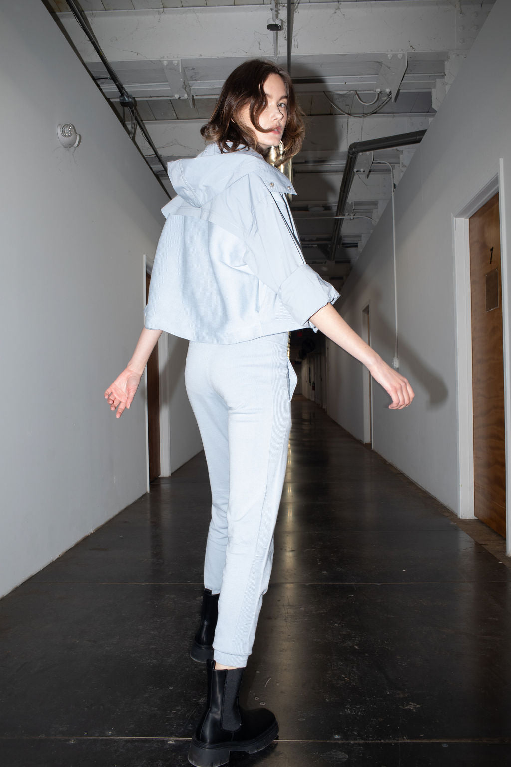 Look 10