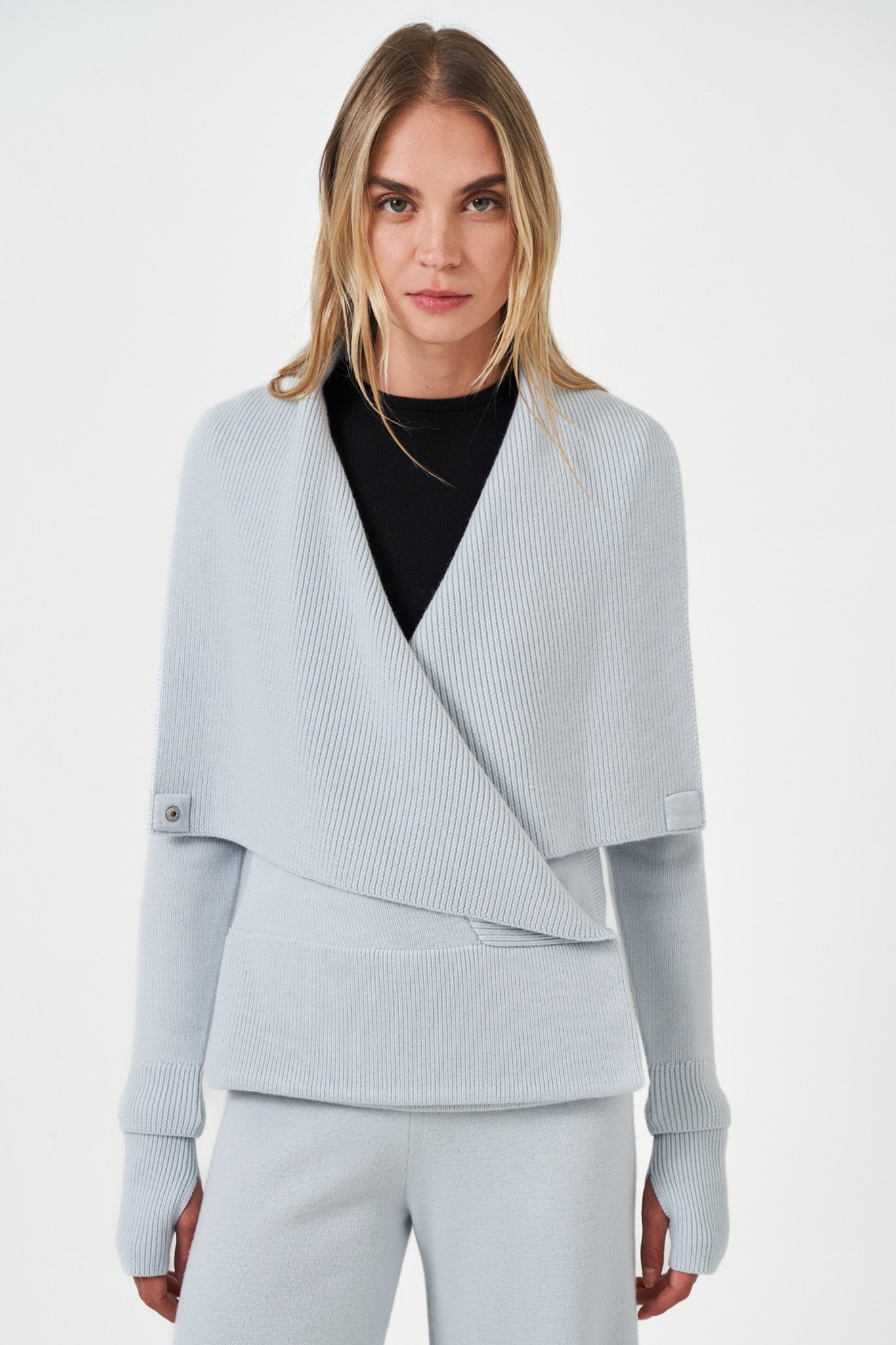N49 - Front Drape Convertible Cardigan w/ Detachable Wrist Cuffs | NFP