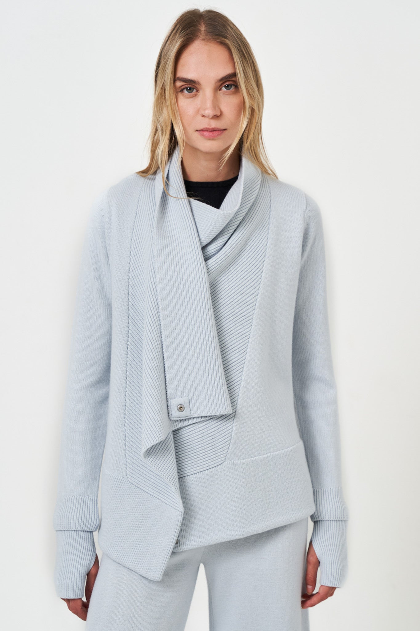 N49 - Front Drape Convertible Cardigan w/ Detachable Wrist Cuffs | NFP