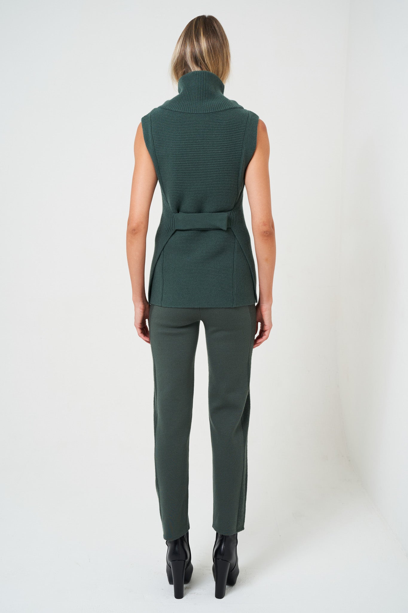 N94-LW - Side Strap Vest | NFP