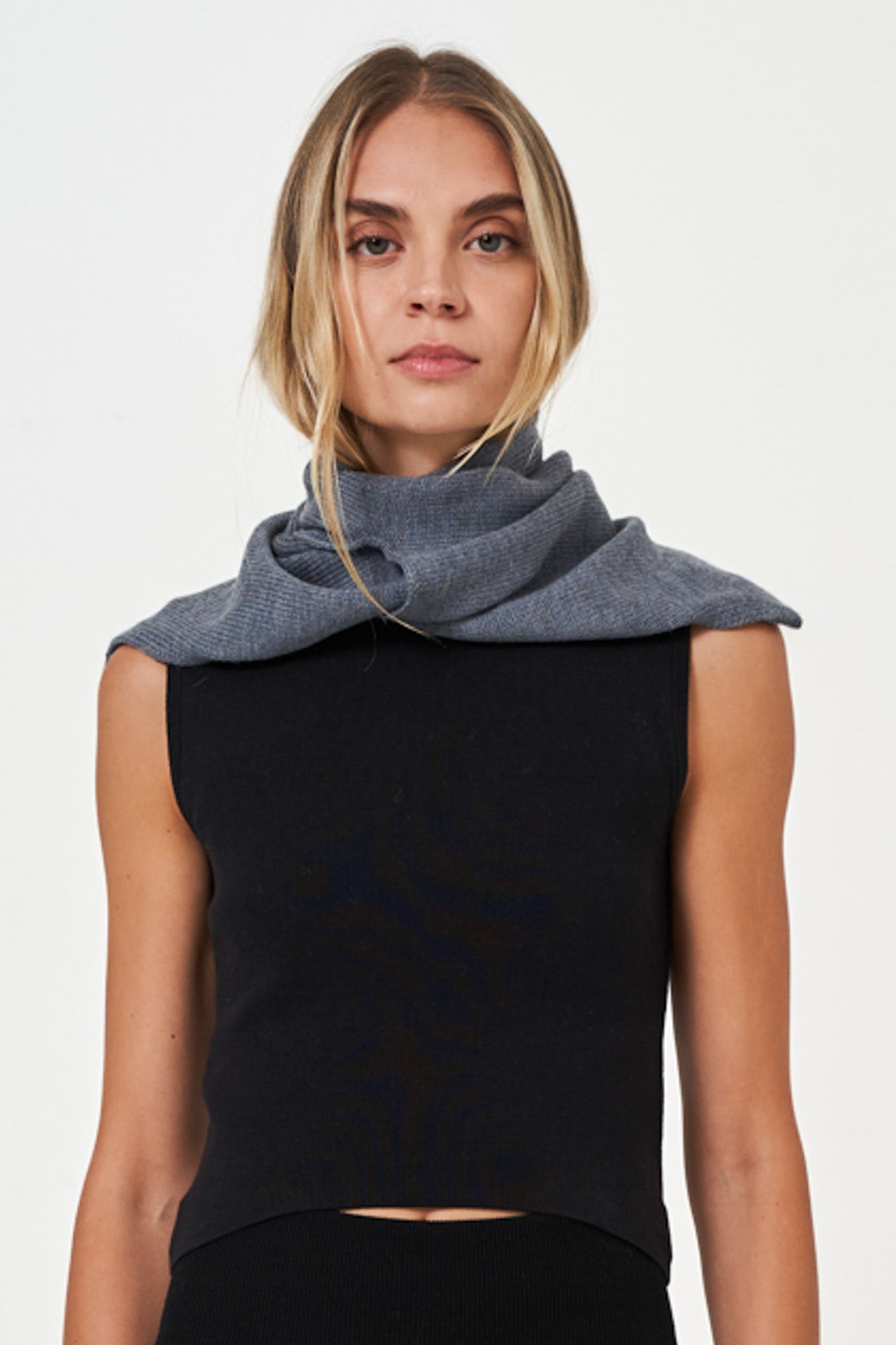 NA01 - Snap Neck Warmer | NFP