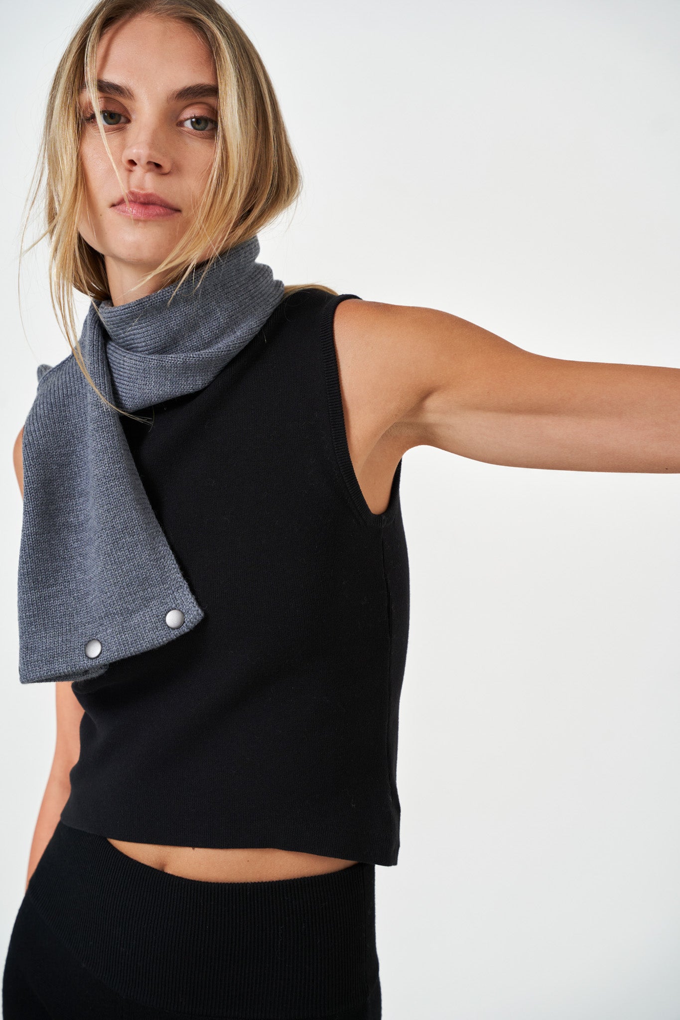 NA01 - Snap Neck Warmer | NFP