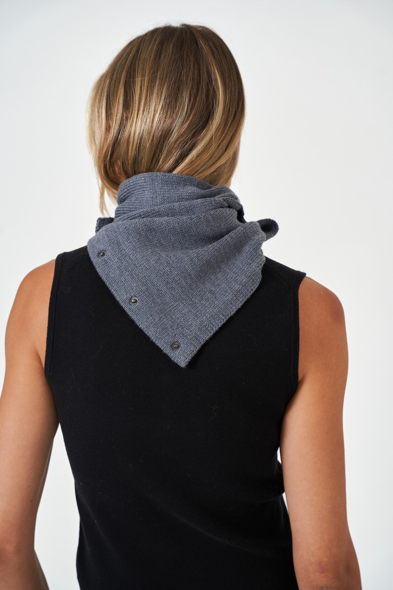 NA01 - Snap Neck Warmer | NFP