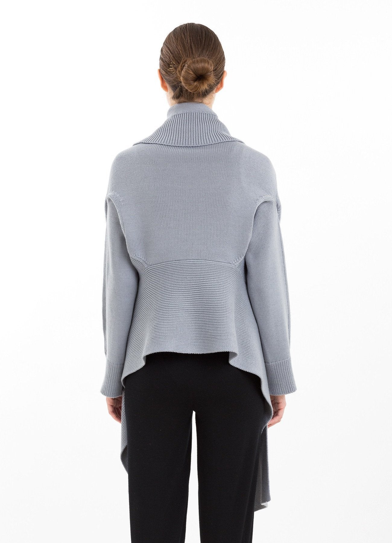 N05 - Wrap Neck Cardigan | NFP